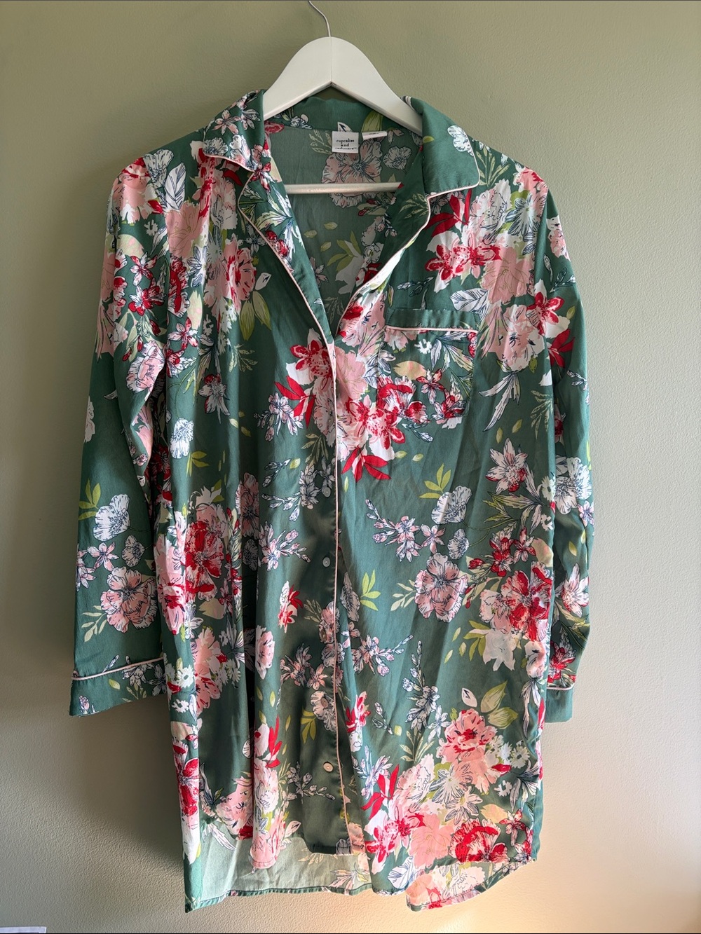 cupcakes and cashmere nightie